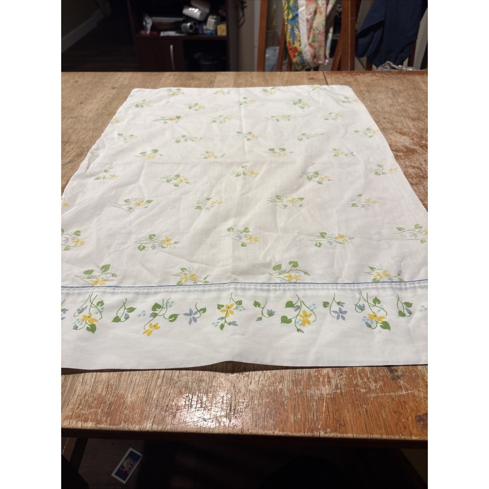 Dan River Vintage Floral Pillowcase Flowered 70s Pillow Case Pastel